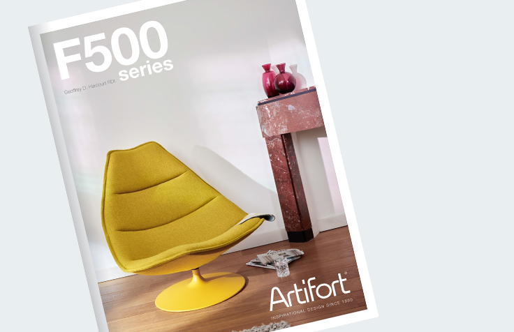 De Artifort F585 draaifauteuil op de cover